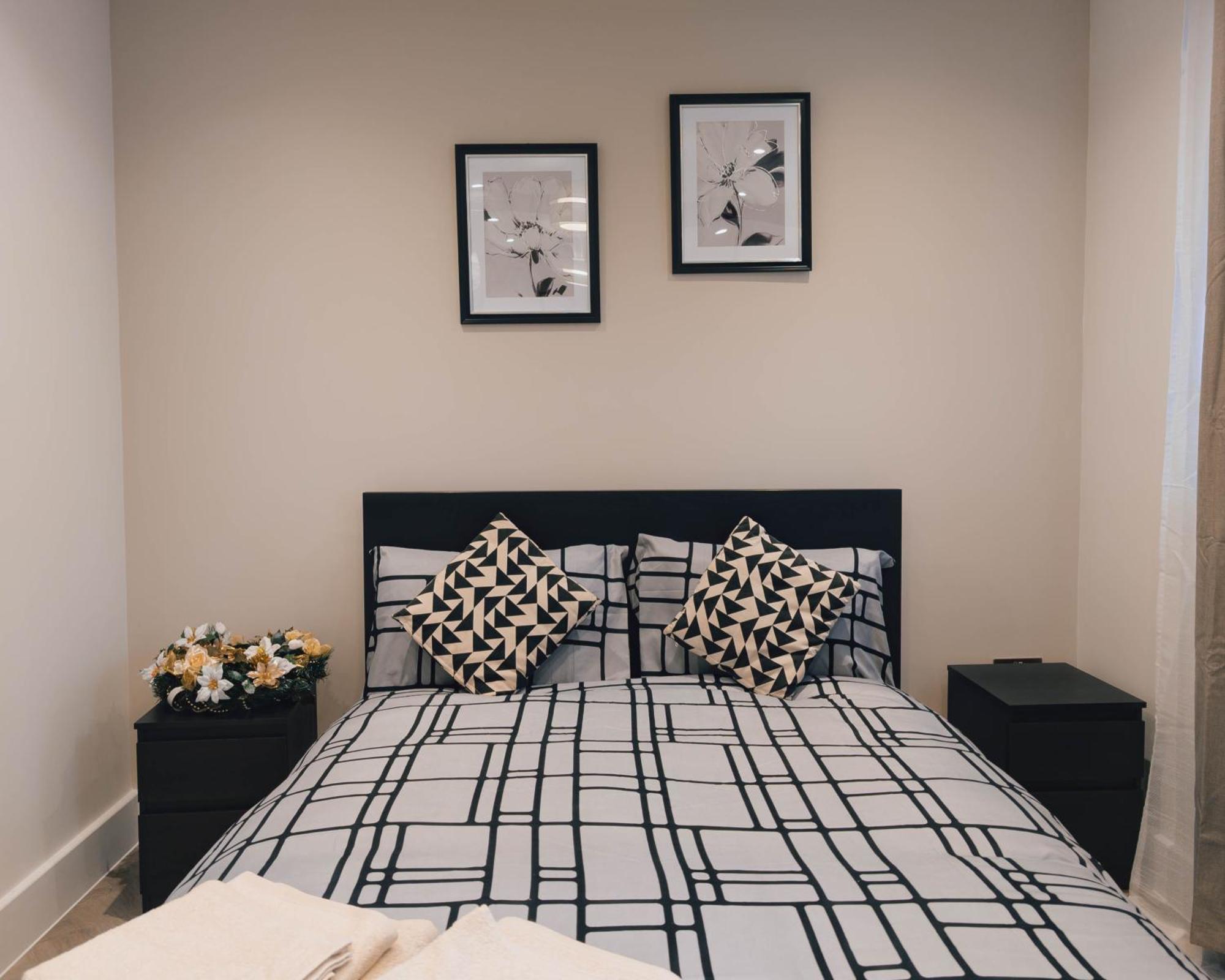 Luxurious Apartment In St Albans エクステリア 写真