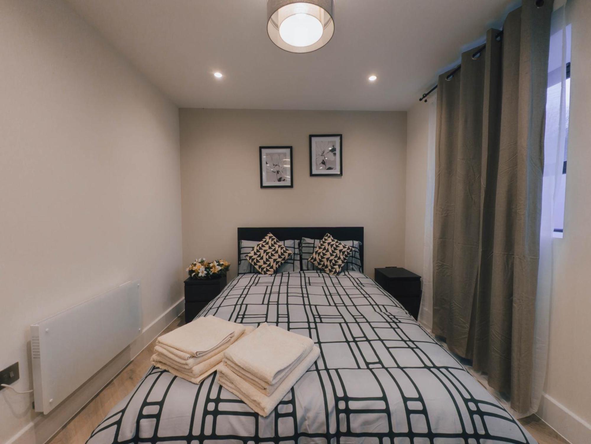 Luxurious Apartment In St Albans エクステリア 写真
