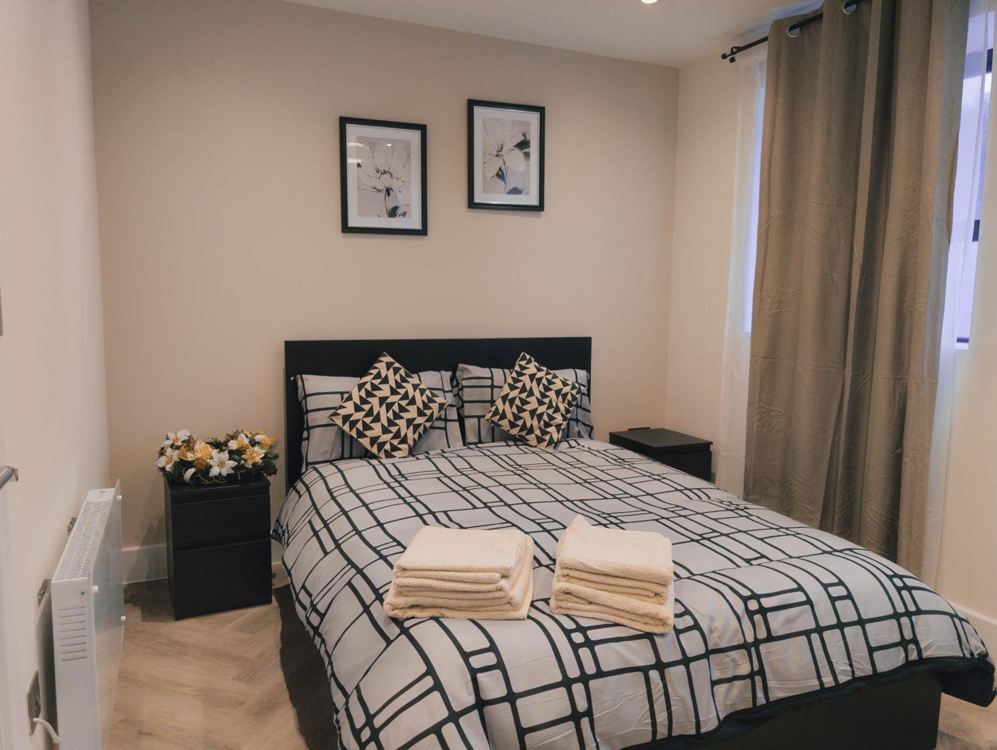 Luxurious Apartment In St Albans エクステリア 写真